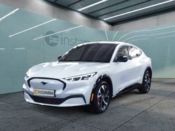Weiß Gebraucht 2023 Ford Mustang Mach-E SUV | 43.296 €