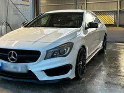 Weiß Gebraucht 2013 Mercedes CLA45 AMG AMG Coupé | 22.500 €