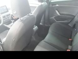 Weiß Gebraucht 2024 Seat Arona FR SUV | 22.100 € (Etwas zu teuer)