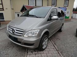 Cubanitsilber metallic Gebraucht 2011 Mercedes Viano Van / Kleinbus | 27.995 €