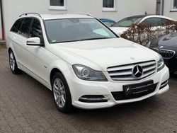 Weiß Gebraucht 2011 Mercedes C180 Avantgarde Kombi | 10.500 € (Fairer Preis)