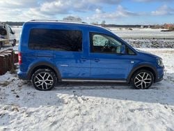 Blau Gebraucht 2014 VW Caddy Van / Kleinbus | 7.999 € (Guter Preis)