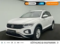 Pure white Gebraucht 2024 VW T-Roc Life SUV | 22.380 € (Guter Preis)