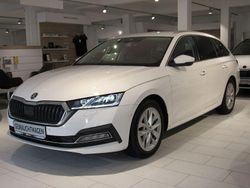 Weiß Gebraucht 2021 Skoda Octavia First Edition Kombi | 21.850 € (Fairer Preis)