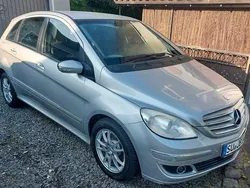 Silber Gebraucht 2007 Mercedes B200 Van / Kleinbus | 5.500 € (Etwas zu teuer)