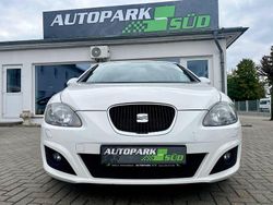 Weiß Gebraucht 2010 Seat Leon Stylance Limousine | 3.990 € (Fairer Preis)