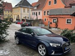 Blau Gebraucht 2019 Audi A3 Design Limousine | 16.900 € (Guter Preis)