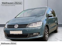Blau Gebraucht 2020 VW Sharan Highline Van / Kleinbus | 29.490 € (Fairer Preis)