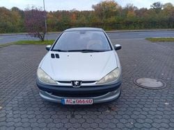 Grau Gebraucht 2002 Peugeot 206 Filou Limousine | 799 € (Guter Preis)