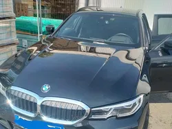 Schwarz Gebraucht 2021 BMW 318 Kombi | 23.200 € (Guter Preis)