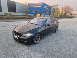 Schwarz Gebraucht 2011 BMW 330 Kombi | 8.800 € (Guter Preis)