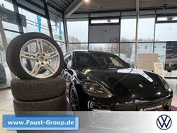 Schwarz Gebraucht 2020 Porsche Panamera Sport Turismo Limousine | 98.700 €