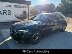 Schwarz Gebraucht 2024 Mercedes E220 Advanced Kombi | 41.440 €