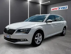 Weiß Gebraucht 2017 Skoda Superb Style Kombi | 14.990 € (Superpreis)