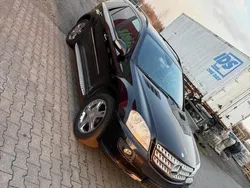 Schwarz Gebraucht 2006 Mercedes ML320 SUV | 7.500 €