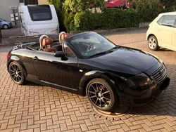 Schwarz Gebraucht 2002 Audi TT Roadster Sport Cabrio | 7.900 € (Fairer Preis)