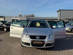 Silber Gebraucht 2009 VW Polo United Limousine | 6.299 € (Teuer)