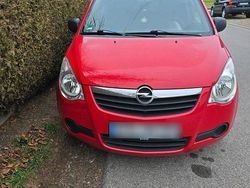 Rot Gebraucht 2009 Opel Agila Kleinwagen | 2.250 € (Fairer Preis)