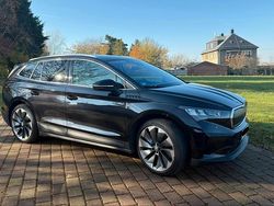 Schwarz Gebraucht 2021 Skoda Enyaq iV SUV | 29.999 € (Fairer Preis)