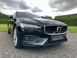 Schwarz Gebraucht 2018 Volvo V60 Momentum Kombi | 16.500 € (Etwas zu teuer)