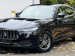 Schwarz Gebraucht 2018 Maserati Levante SUV | 29.000 € (Fairer Preis)