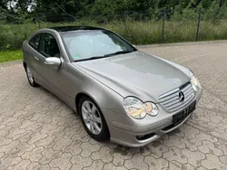 Grau Gebraucht 2005 Mercedes C200 Coupé | 3.200 € (Guter Preis)