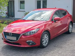 Rot Gebraucht 2014 Mazda 3 Center-Line Limousine | 9.500 € (Fairer Preis)