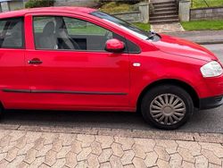 Rot Gebraucht 2005 VW Fox Kleinwagen | 1.400 €