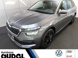 Grau Gebraucht 2023 Skoda Kamiq Tour SUV | 22.780 € (Fairer Preis)