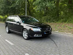 Schwarz Gebraucht 2009 Volvo V70 Kombi | 5.700 €