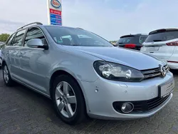 Silber Gebraucht 2011 VW Golf VI Comfortline Kombi | 3.999 € (Guter Preis)