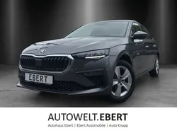 Grey metallic Neu 2025 Skoda Scala Essence Kleinwagen | 22.480 € (Fairer Preis)