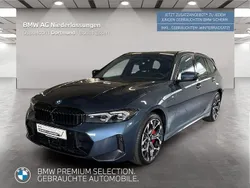 Blau Gebraucht 2024 BMW 330e M Sport Kombi | 59.999 €
