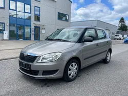 Beige Gebraucht 2010 Skoda Fabia Cool Edition Limousine | 2.990 € (Fairer Preis)