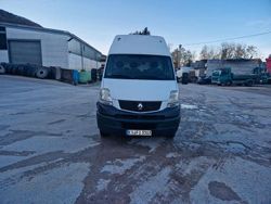 Weiß Gebraucht 2009 Renault Master Limousine | 2.850 €