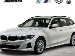 Alpinweiß uni Gebraucht 2024 BMW 320 Comfort Edition Kombi | 37.890 € (Fairer Preis)