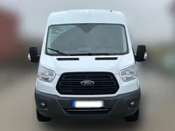 Weiß Gebraucht 2019 Ford Transit Trend Van / Kleinbus | 17.499 € (Guter Preis)