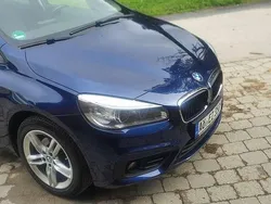 Blau Gebraucht 2016 BMW 218 Active Tourer Sport Line Van / Kleinbus | 12.500 € (Guter Preis)