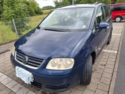 Blau Gebraucht 2006 VW Touran Trendline Van / Kleinbus | 1.200 € (Superpreis)