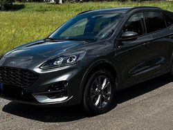Grau Gebraucht 2023 Ford Kuga ST-Line SUV | 29.800 € (Fairer Preis)