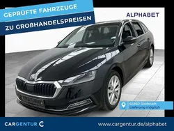 Black magic perleffekt Gebraucht 2021 Skoda Octavia First Edition Kombi | 19.190 € (Guter Preis)