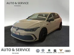 Weiß Gebraucht 2024 VW Golf VIII GTI Limousine | 41.290 €