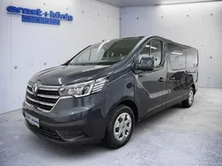 Grau Gebraucht 2023 Renault Trafic Life Van | 37.890 € (Fairer Preis)