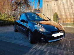 Schwarz Gebraucht 2009 Renault Clio II Expression Kleinwagen | 3.530 € (Fairer Preis)