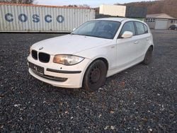 Weiß Gebraucht 2011 BMW 116 Kleinwagen | 2.100 € (Fairer Preis)
