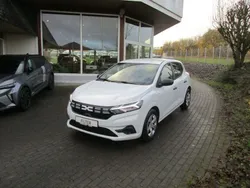 Weiß Neu 2024 Dacia Sandero Essentiel Kleinwagen | 15.695 € (Guter Preis)