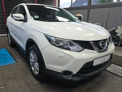 Weiß Gebraucht 2014 Nissan Qashqai Acenta SUV | 9.790 € (Teuer)