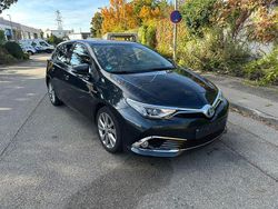 Schwarz Gebraucht 2016 Toyota Auris Hybrid Comfort Limousine | 12.550 € (Fairer Preis)