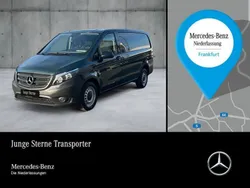 Grün Gebraucht 2021 Mercedes Vito Van / Kleinbus | 22.110 € (Fairer Preis)