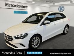 Weiß Gebraucht 2019 Mercedes B180 Van / Kleinbus | 23.490 € (Etwas zu teuer)